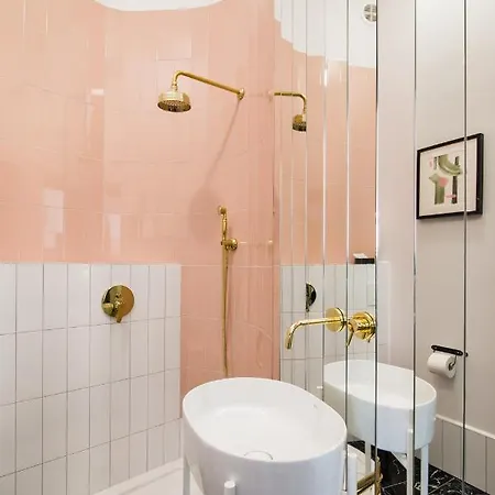 Nowy Swiat 28 Appartement Warschau