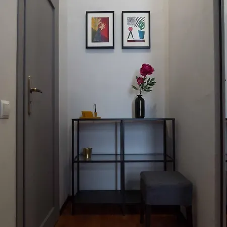 Nowy Swiat 28 公寓 3*