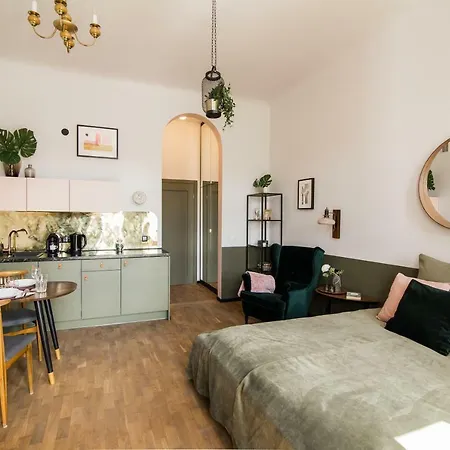Apartment Nowy Swiat 28 Warschau
