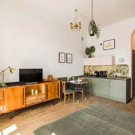 Nowy Swiat 28 3* 华沙